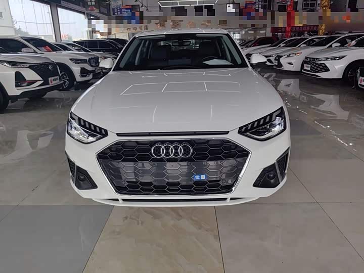 Фото 3 - Audi A4L