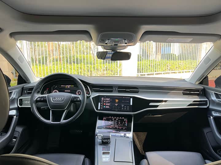 Фото 9 - Audi A7