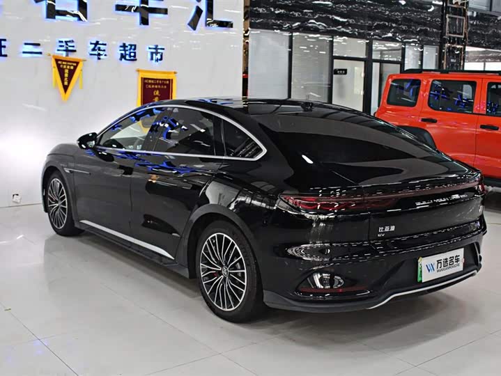 Фото 15 - BYD Han