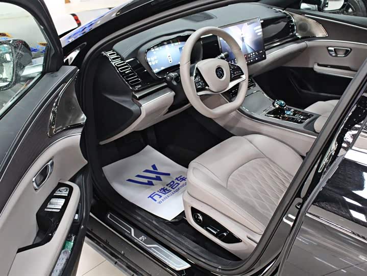 Фото 4 - BYD Han