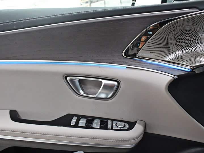 Фото 5 - BYD Han