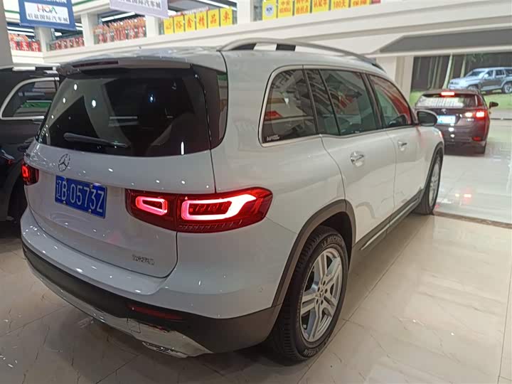 Фото 7 - Mercedes-Benz GLB-Class