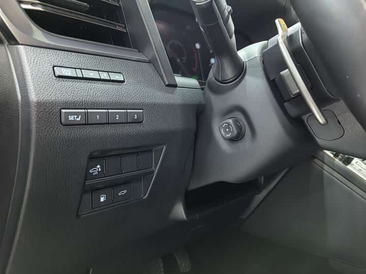 Фото 6 - Lexus GX