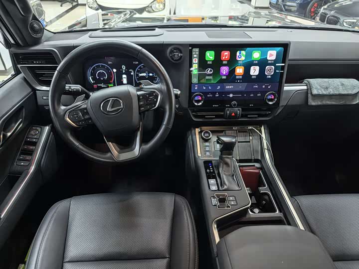 Фото 7 - Lexus GX