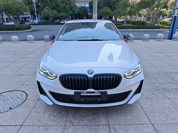 Фото 3 - BMW 1 Series