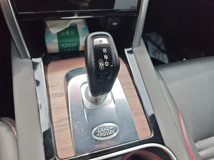 Фото 14 - Land Rover Discovery Sport