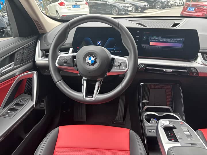 Фото 14 - BMW X1