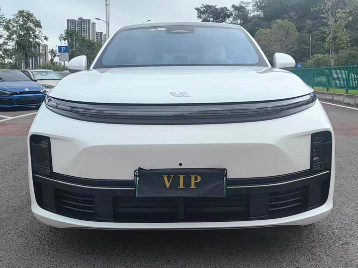 Фото 2 - LiXiang L7