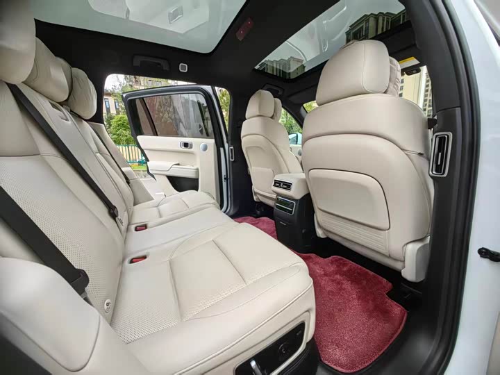 Фото 8 - LiXiang L7