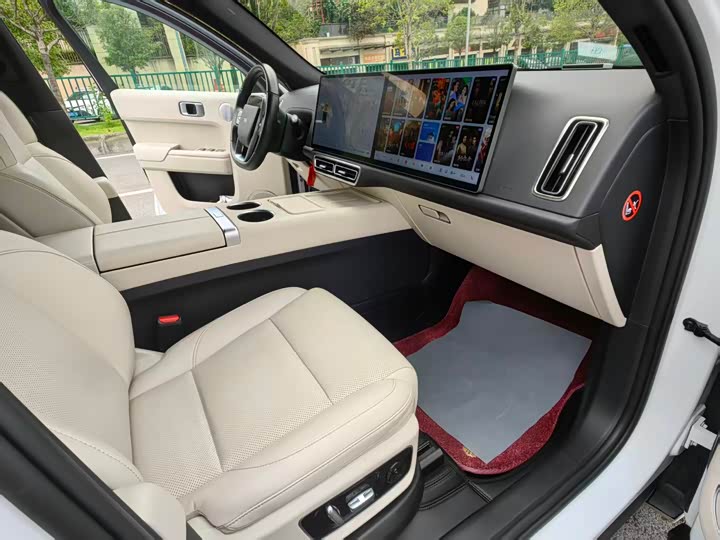 Фото 9 - LiXiang L7