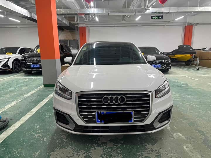 Фото 2 - Audi Q2L