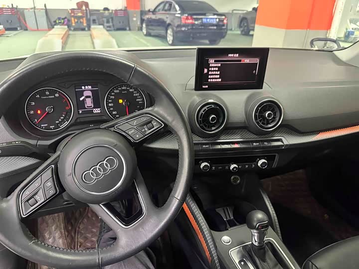 Фото 8 - Audi Q2L