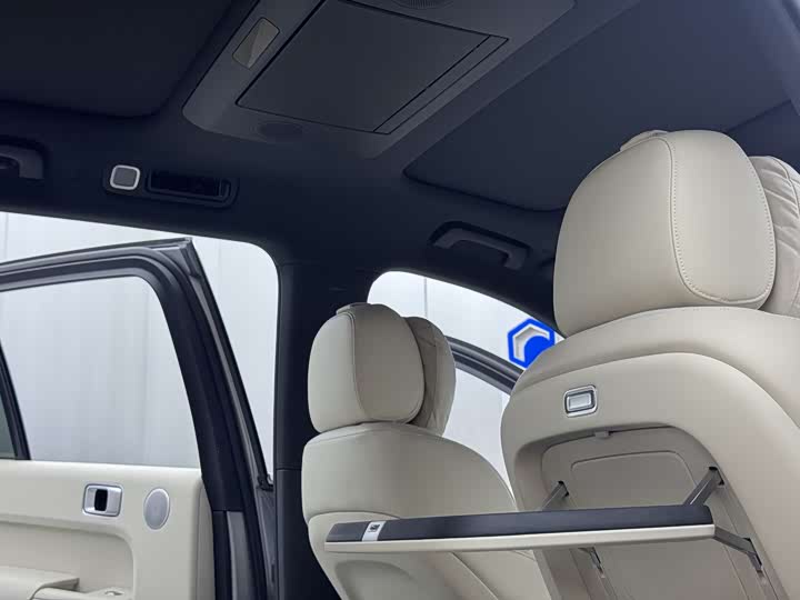 Фото 27 - LiXiang L9