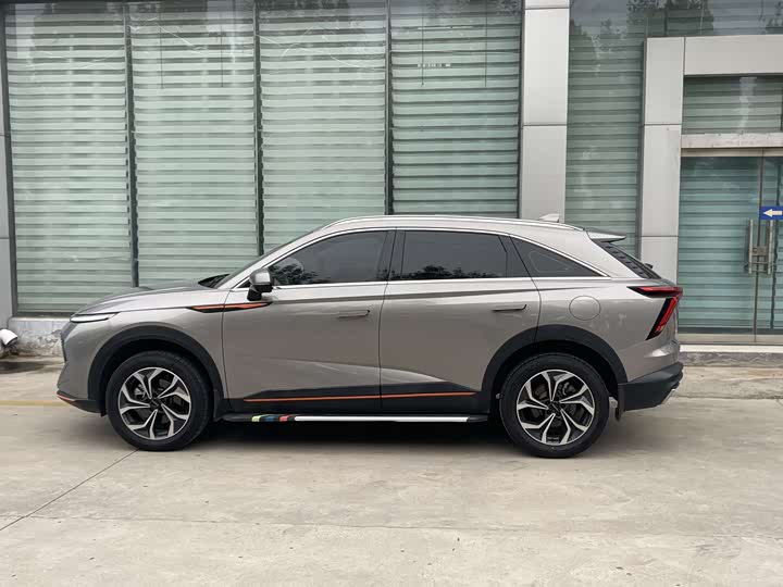 Фото 3 - Haval F7 (Monster)