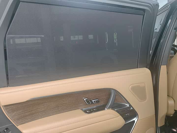 Фото 10 - Land Rover Range Rover