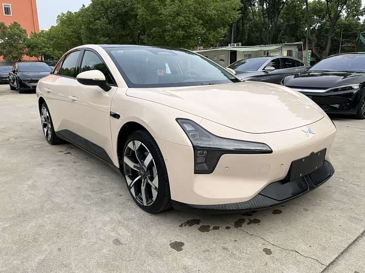 Фото 3 - XPeng Mona M03