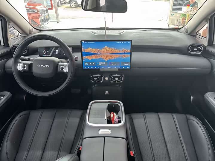 Фото 8 - GAC Aion UT