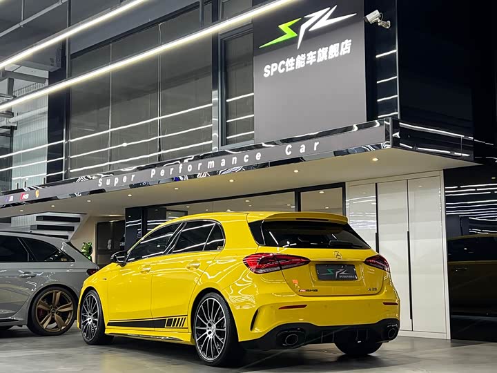 Фото 14 - Mercedes-Benz A-Class AMG