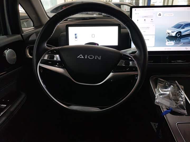 Фото 11 - GAC Aion V