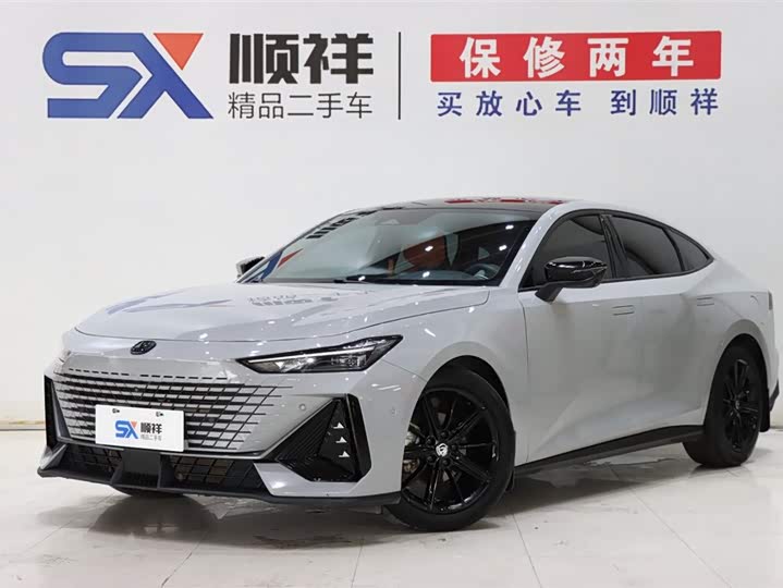 Фото 1 - Changan UNI-V