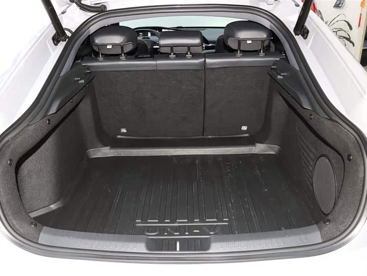 Фото 17 - Changan UNI-V