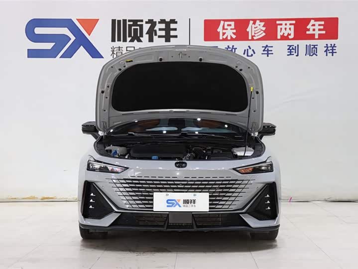 Фото 19 - Changan UNI-V