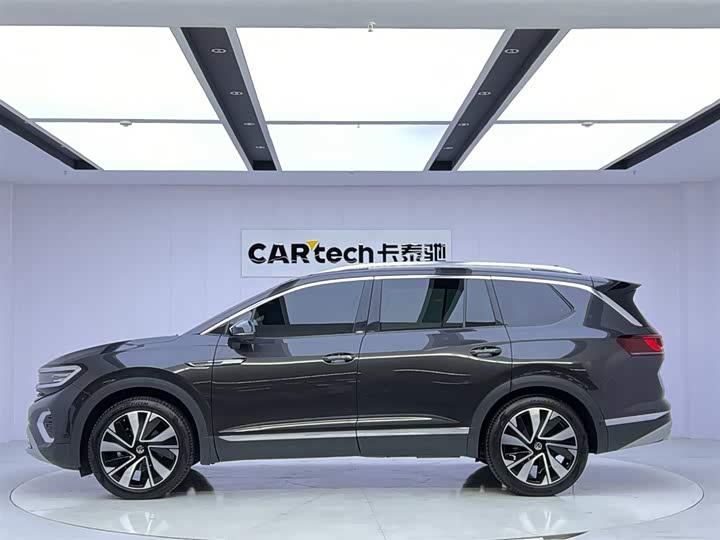 Фото 2 - Volkswagen Talagon