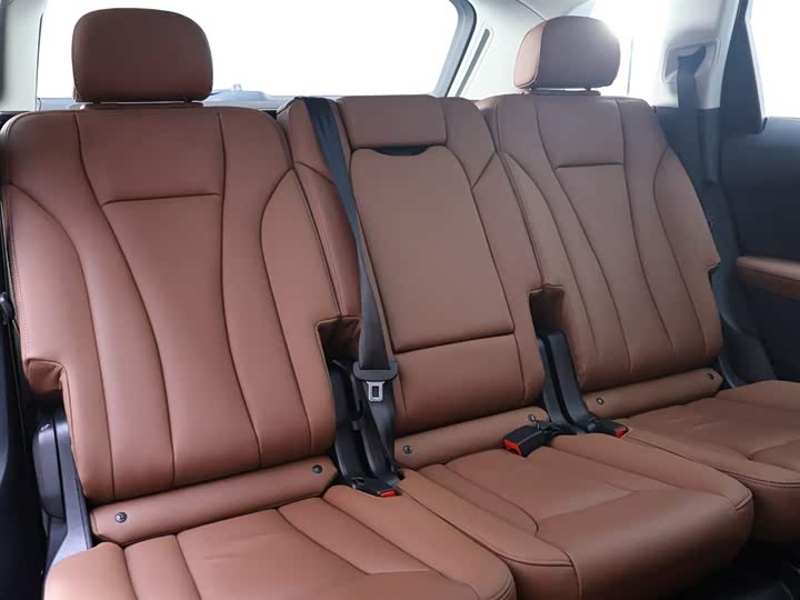 Фото 23 - Audi Q7