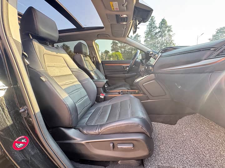 Фото 10 - Honda CR-V