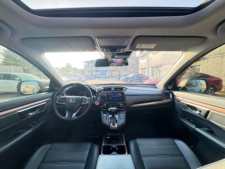 Фото 13 - Honda CR-V