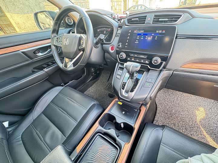 Фото 8 - Honda CR-V