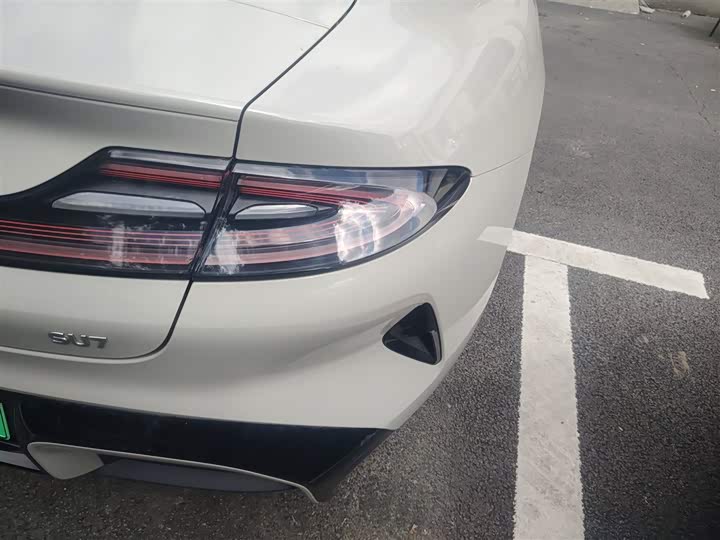 Фото 8 - Xiaomi SU7