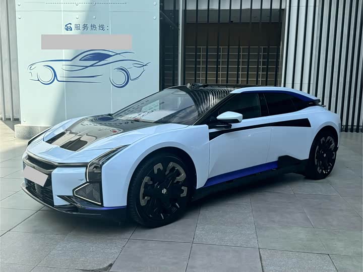 Фото 1 - HiPhi Z