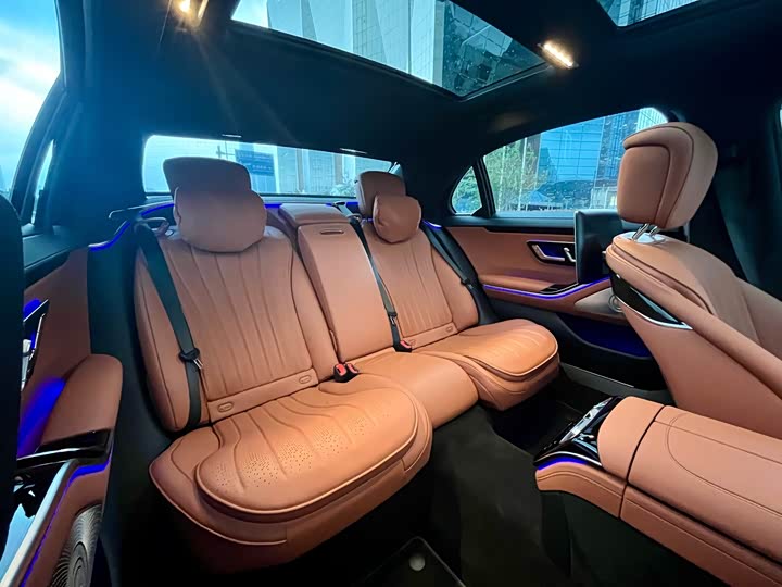 Фото 12 - Mercedes-Benz S-Class