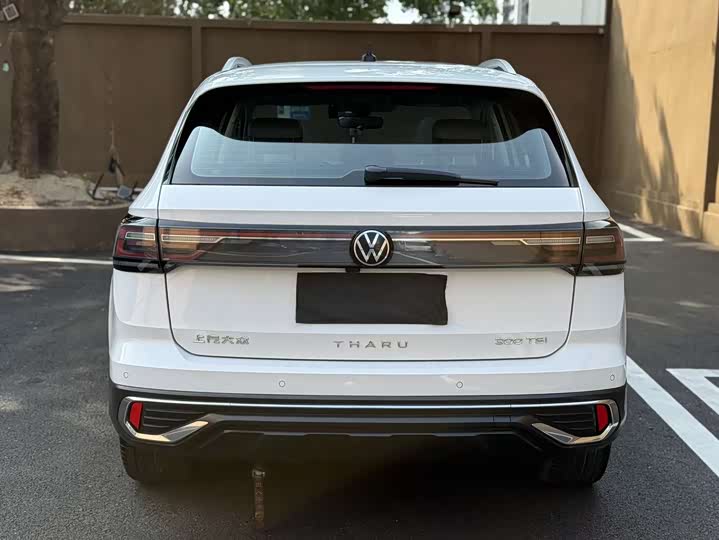 Фото 6 - Volkswagen Tharu