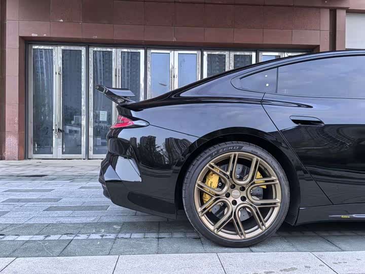 Фото 15 - Xiaomi SU7 Ultra