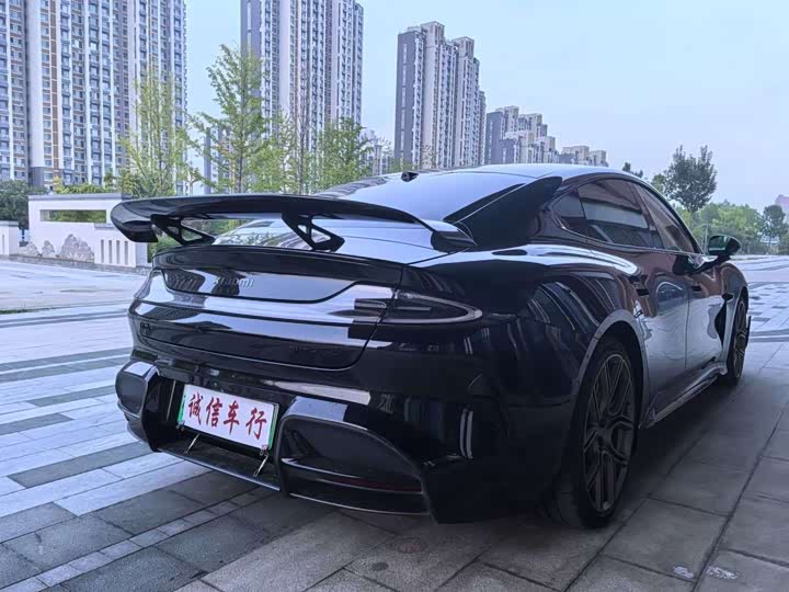 Фото 18 - Xiaomi SU7 Ultra