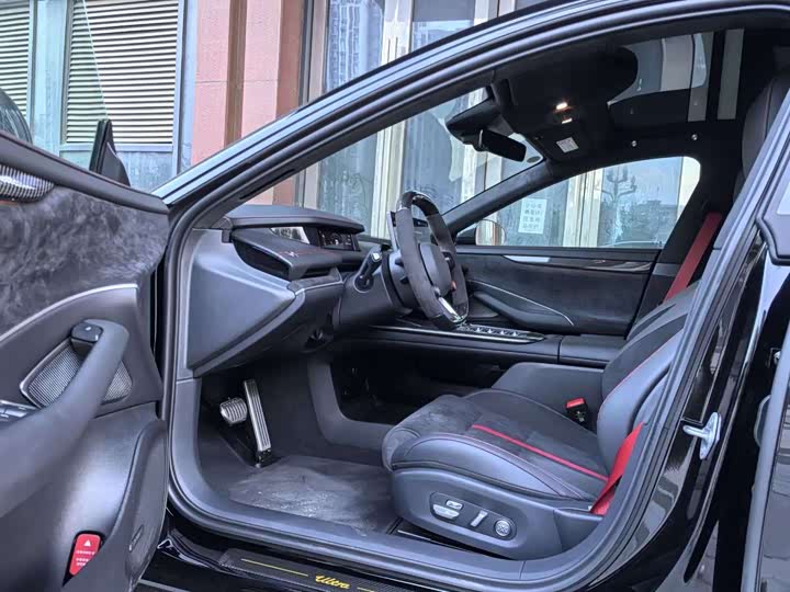 Фото 5 - Xiaomi SU7 Ultra