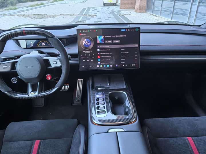 Фото 7 - Xiaomi SU7 Ultra