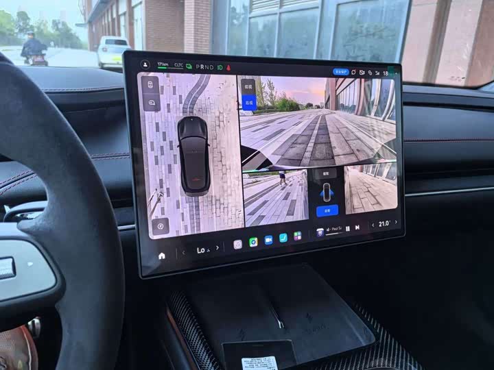 Фото 8 - Xiaomi SU7 Ultra