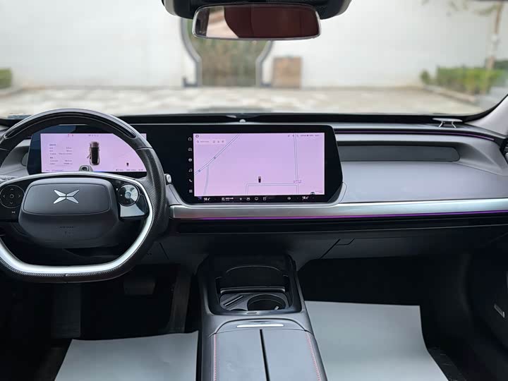 Фото 6 - XPeng P7