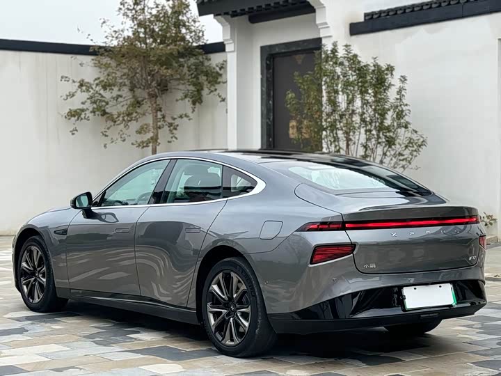 Фото 7 - XPeng P7