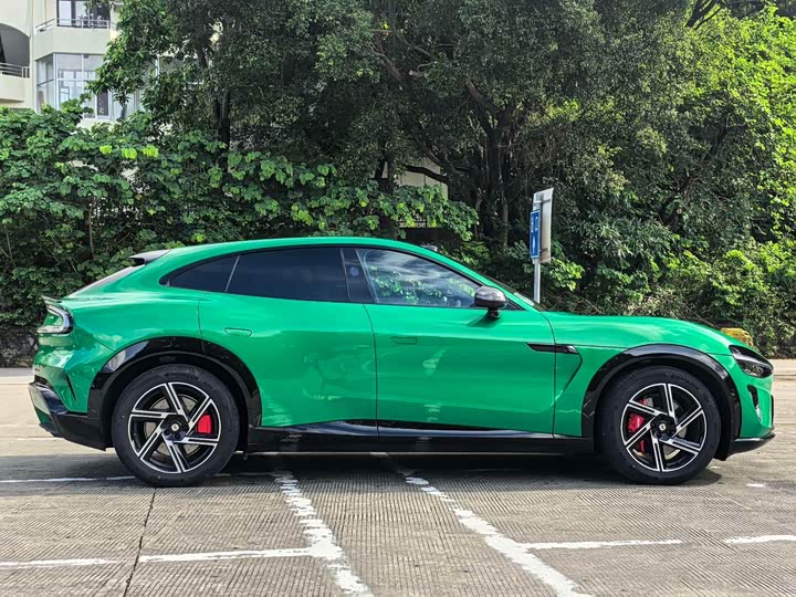 Фото 24 - Xiaomi YU7