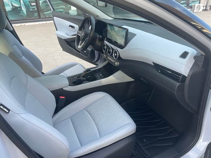 Фото 8 - Nissan Sylphy