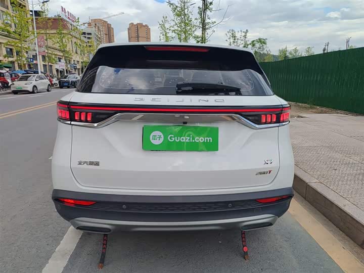 Фото 6 - Beijing X7