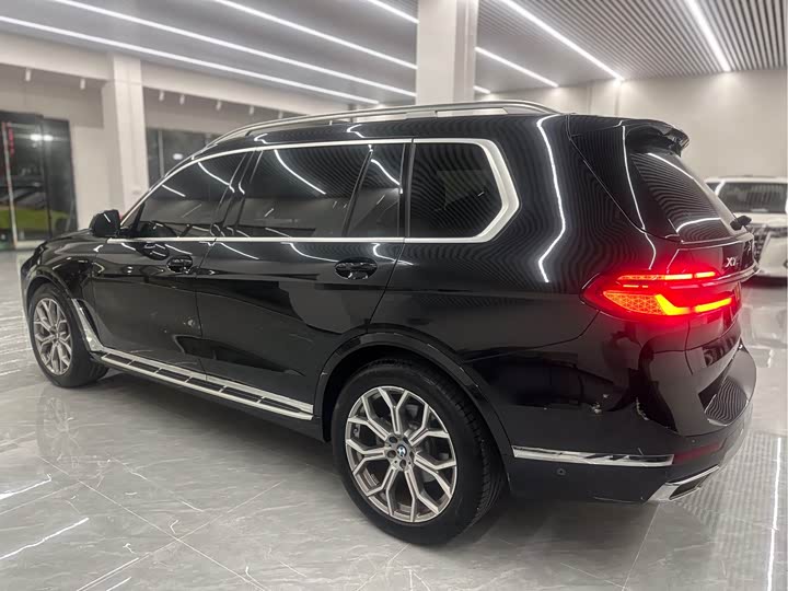 Фото 7 - BMW X7