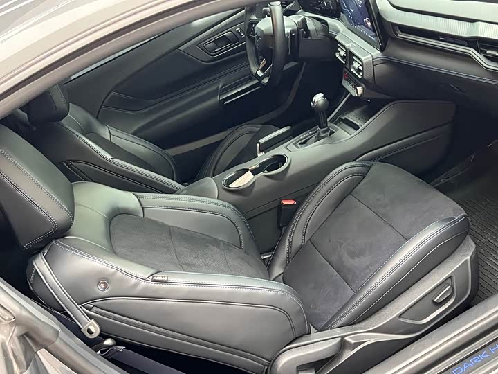 Фото 21 - Ford Mustang