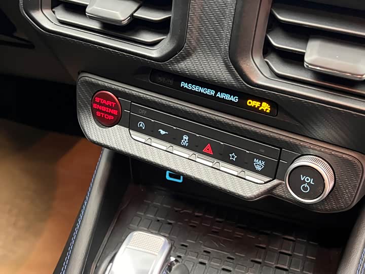 Фото 25 - Ford Mustang