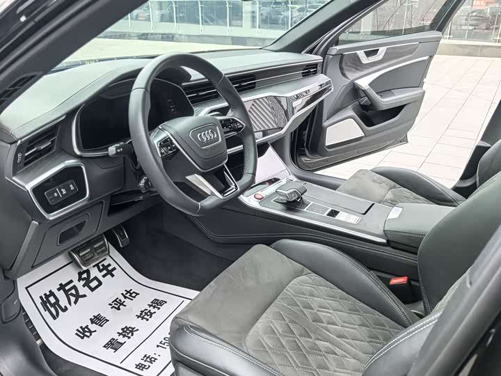 Фото 13 - Audi A6L