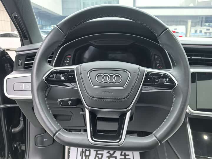 Фото 20 - Audi A6L